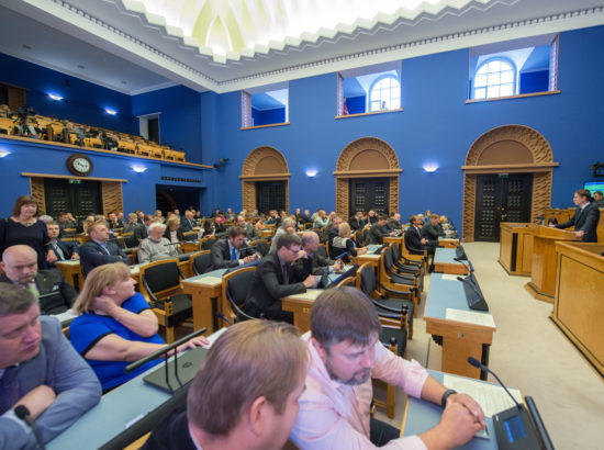 Riigikogu täiskogu istung 29. september 2015